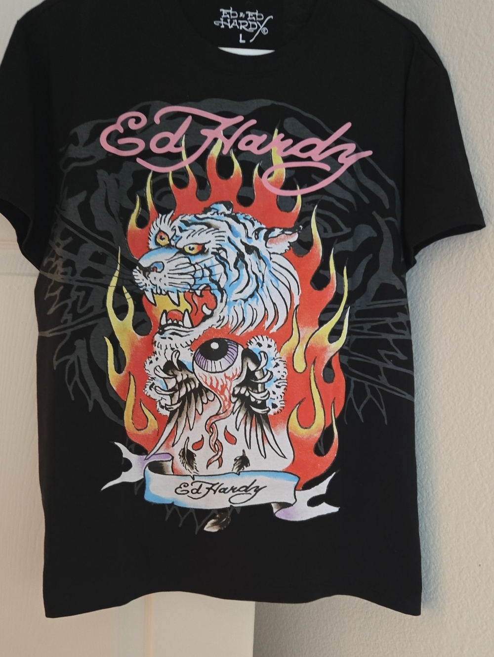 Ed Hardy Black Tee with Multicolor Flaming Tiger Graphic Size L NWT